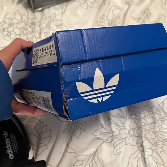Adidas Black and White Samba Jane’s 9.5 NIB - Picture 6 of 10